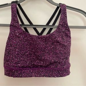 Lululemon sports bra